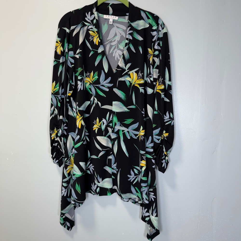 Chaus New York Floral V-Neck Handkerchief Hem Tunic Top Black Green XL‎